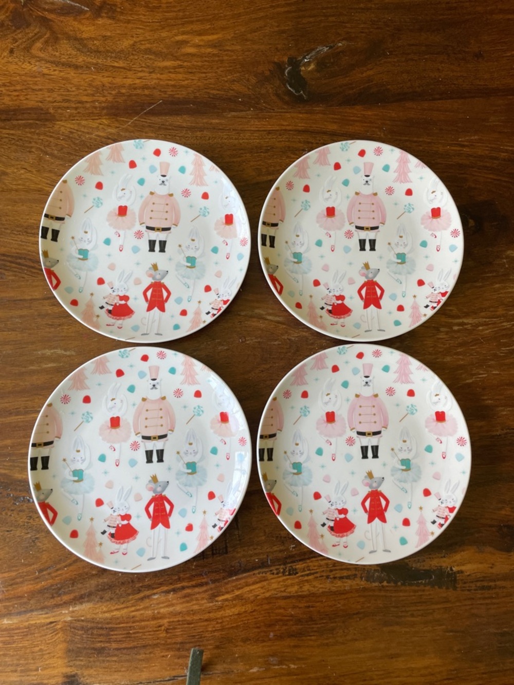 Set of 4 Elum Home Whimsical Christmas Nutcracker Appetizer Dessert Side Plates